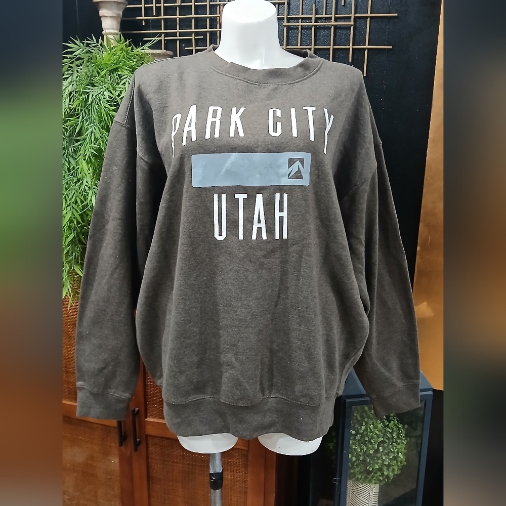 Park City Utah Sweatshirt Men's 3XL Heather BrownLong sleeve Outfitters Trading